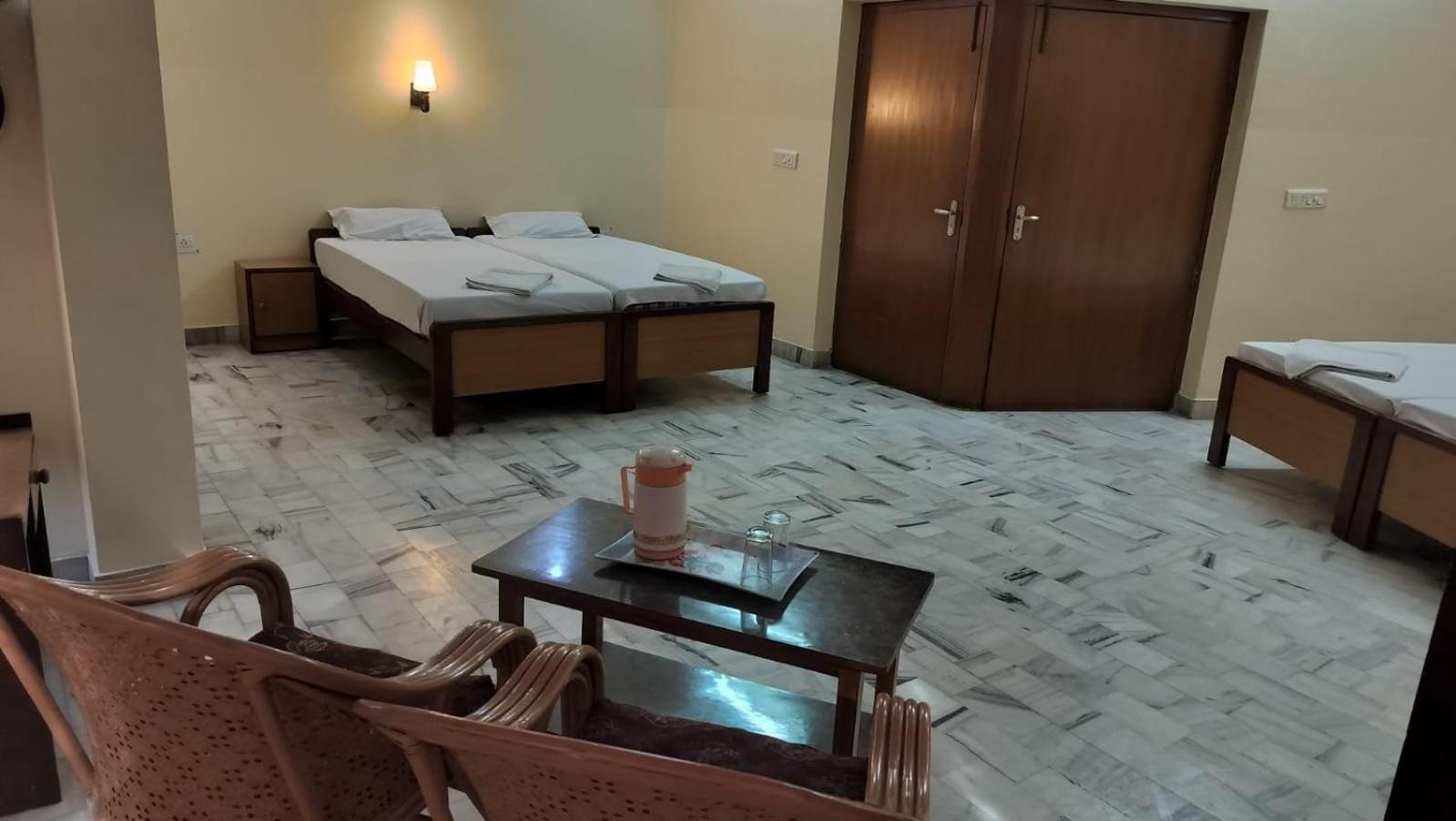 Sarnath Motel And Resort Varanasi Dış mekan fotoğraf